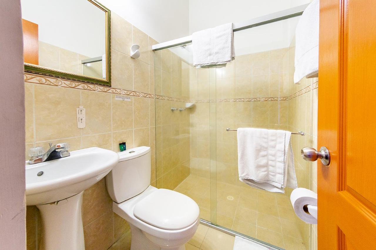 Ayenda Optimum Hotel Pereira Bagian luar foto
