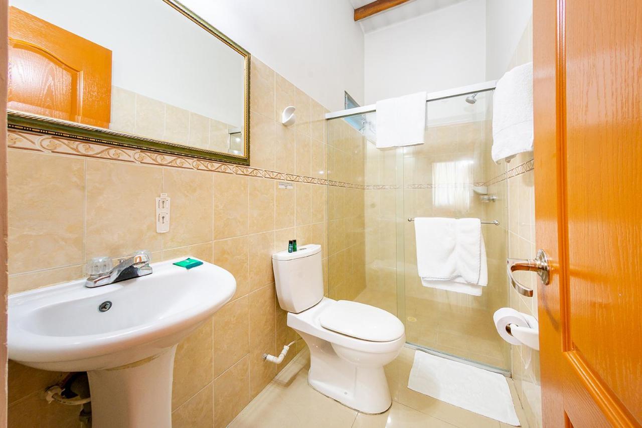 Ayenda Optimum Hotel Pereira Bagian luar foto