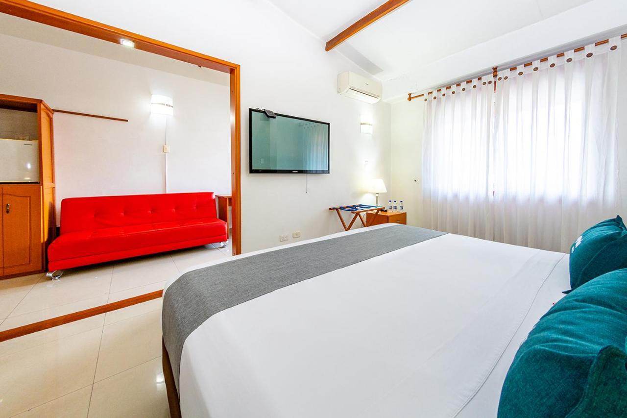 Ayenda Optimum Hotel Pereira Bagian luar foto
